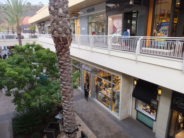 Mode vallei mall, het grootste winkelcentrum in san diego, Californië — Stockfoto