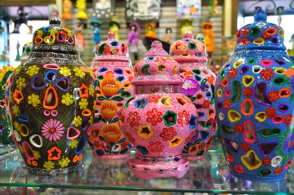 Artesanías mexicanas que se venden en Old Town, San Diego en California — Foto de Stock