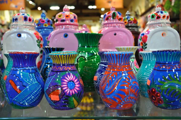 Mexican handicrafts being sold in Old Town, San Diego in California — Stock Photo, Image