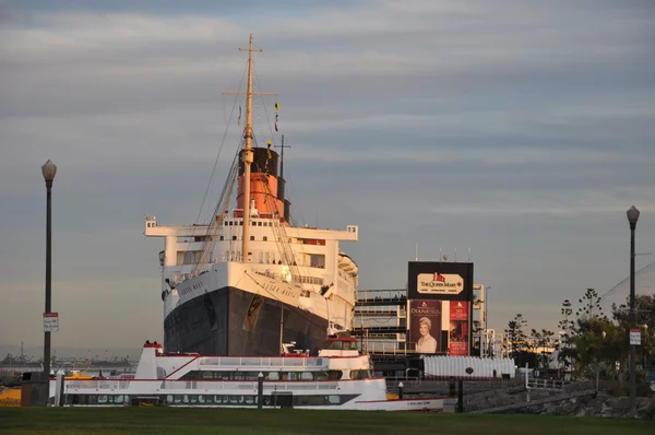 Historic Queen Mary in California — Stock Photo, Image