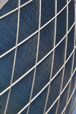 Abu Dabi'de bina aldar Merkez