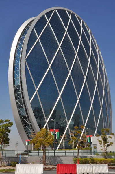Immeuble du siège d'Aldar à Abu Dhabi — Photo