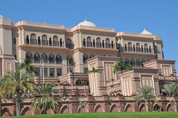 Emirates Palace Hotel em Abu Dhabi — Fotografia de Stock