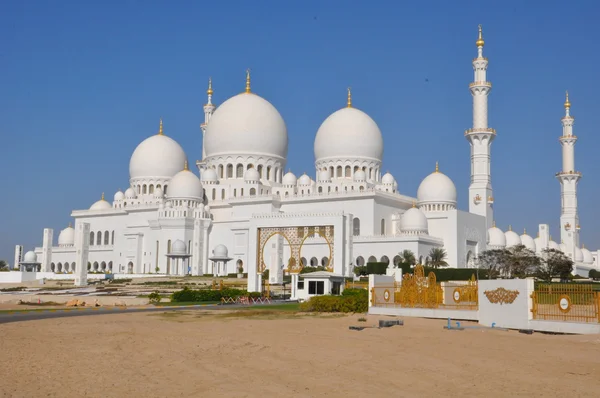 Grande Moschea dello sceicco Zayed ad Abu Dhabi — Foto Stock