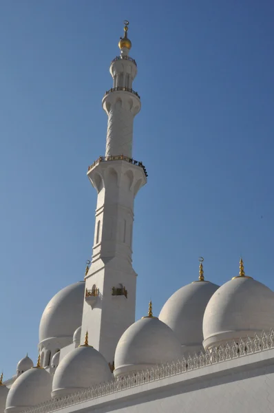 Sheikh Zayed Grand Mosque in Abu Dhabi — Stock Photo, Image