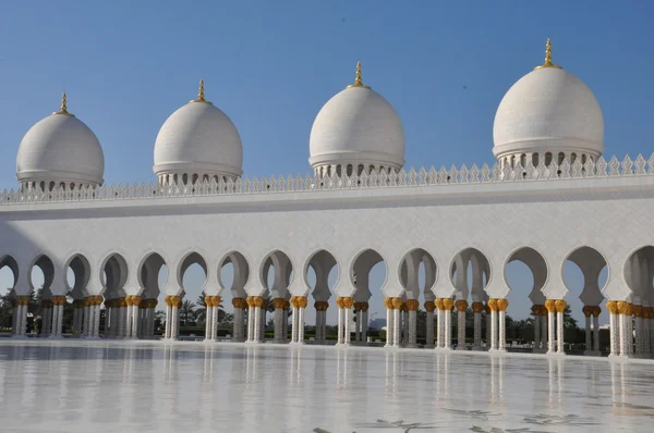 アブダビのシェイク・ザイード・グランド・モスク — ストック写真