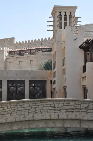 Madinat jumeirah arabský rezort v Dubaji, Spojené arabské emiráty — Stock fotografie