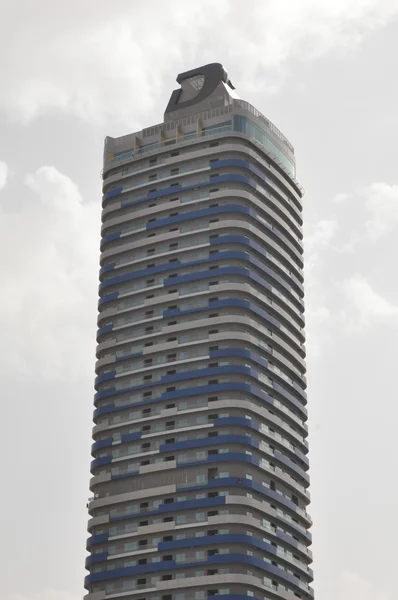 Rascacielos en Sheikh Zayed Road en Dubai — Foto de Stock