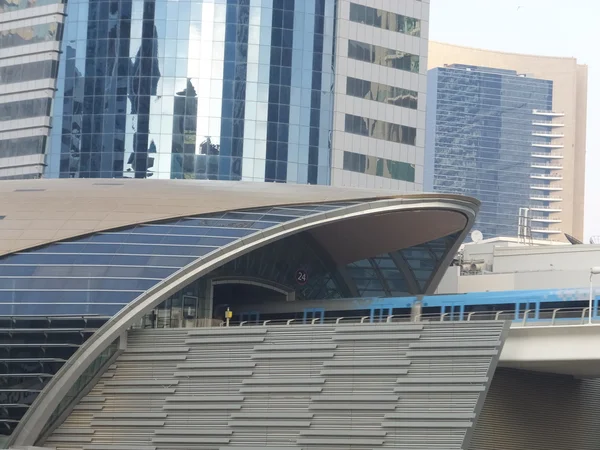 Station de métro Dubaï aux EAU — Photo
