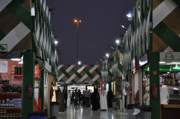 Saúdskoarabské království pavilon na globální vesnici v Dubaji, Spojené arabské emiráty — Stock fotografie