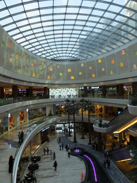 Centrum handlowego Al ghurair city w dubai, Zjednoczone Emiraty Arabskie — Zdjęcie stockowe