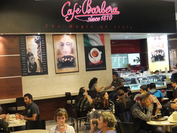 Café barbera på dubai mall i Förenade Arabemiraten — Stockfoto