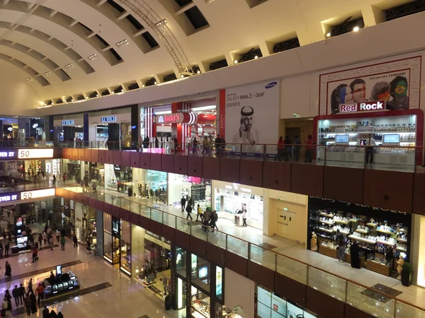 Dubai Mall em Dubai, Emirados Árabes Unidos — Fotografia de Stock