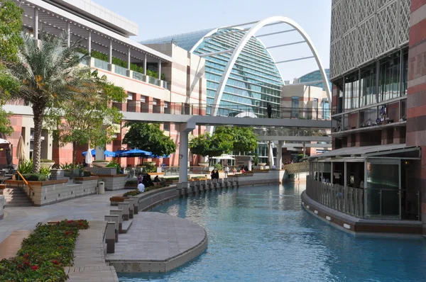 Festivalcentrum waterkant in Dubai, UAE — Stockfoto