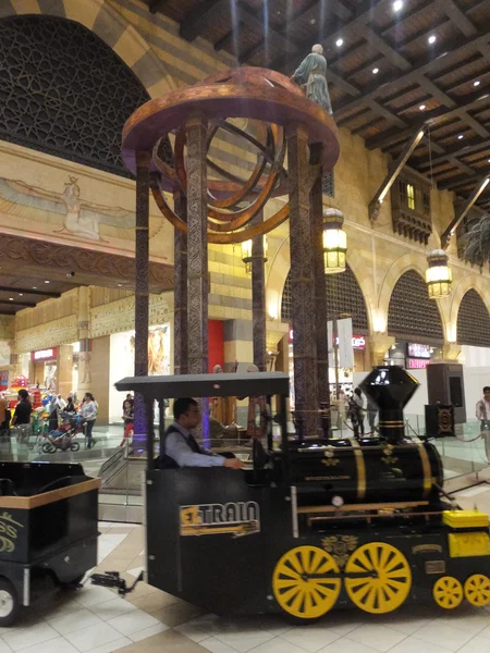 Centro comercial Ibn Battuta en Dubai, Emiratos Árabes Unidos — Foto de Stock
