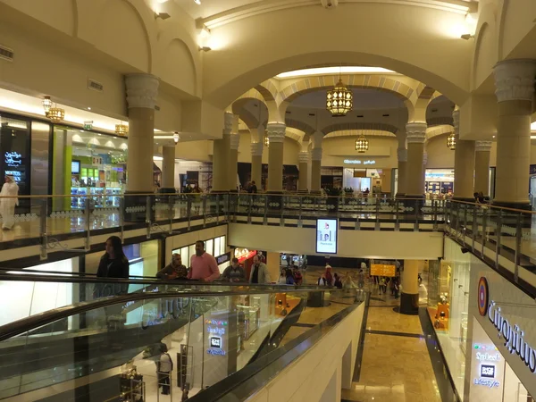 Centro Comercial Emirates em Dubai, Emirados Árabes Unidos — Fotografia de Stock