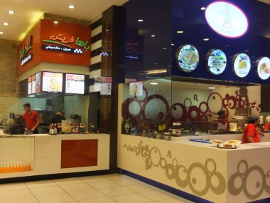 food court adlı mall of emirates Dubai, Birleşik Arap Emirlikleri