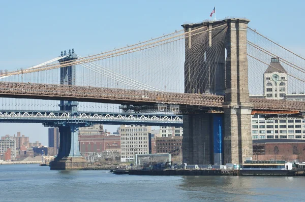 Ponte de Brooklyn na cidade de Nova Iorque — Fotografia de Stock