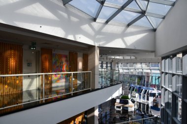 DUBAI, BAE - 20 Aralık 2021 'de Dubai, BAE' deki Expo 2020 'de Ukrayna pavyonu.