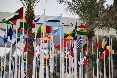 DUBAI, BAE - 20 DEC: Dubai Sergi Merkezi, 20 Aralık 2021 'de Dubai, BAE' de görüldüğü gibi 2020 Dünya Fuarı.