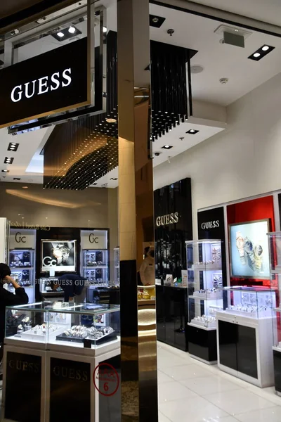 Dubai Emirati Arabi Uniti Dec Guess Store Mall Emirates Dubai — Foto Stock