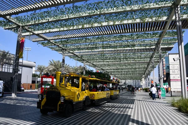 DUBAI, BAE - 20 DEC: 20 Aralık 2021 'de Dubai, BAE' deki Expo 2020 Explorer.