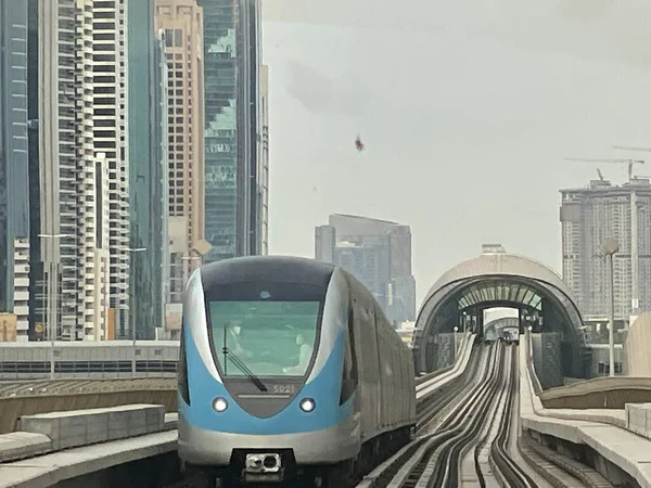 Dubai Förenade Arabemiraten Dec Dubai Metro Utmed Sheikh Zayed Road — Stockfoto