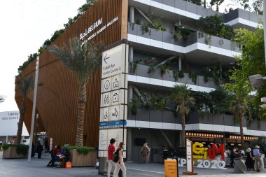 DUBAI, BAE - 20 Aralık 2021 'de Dubai, BAE' deki Expo 2020 'de Belçika pavyonu.