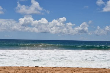 Hawaii 'deki Kauai Adası' ndaki Kealia Plajı