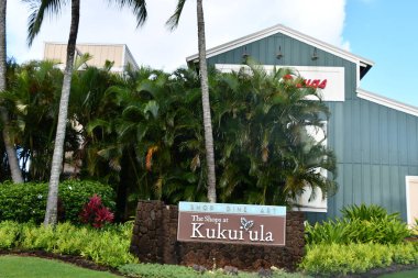 KOLOA HI - 18 AUG: Koloa, Hawaii 'deki Kukuiula Dükkanları, 18 Ağustos 2021' de görüldüğü gibi.