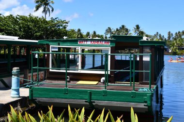 18 Ağustos 2021 'de Hawaii' de Kauai Adası 'nda demirci tekneleri, Wailua Nehri Teknesi' nde görüldü..