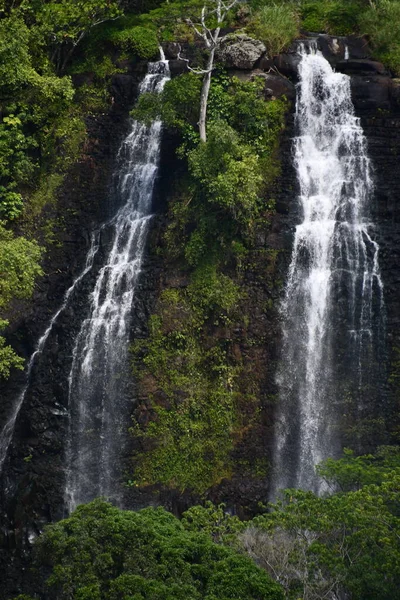 Водопад Опаекаа Кауаи — стоковое фото