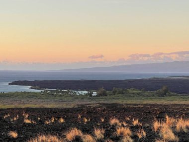 Hawaii 'deki Büyük Ada' da Kailua-Kona 'ya Manzaralı Bakış