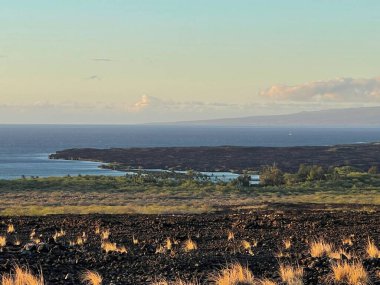 Hawaii 'deki Büyük Ada' da Kailua-Kona 'ya Manzaralı Bakış