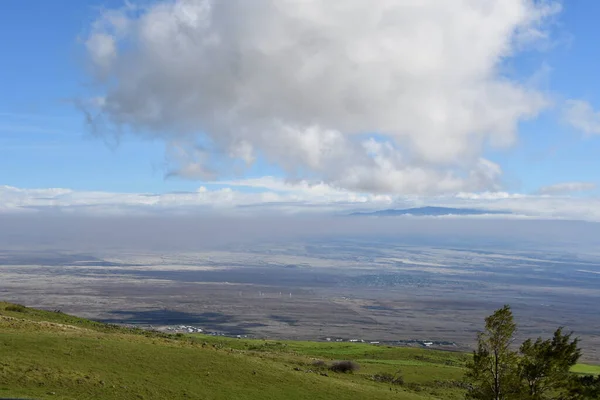 ハワイのビックアイランドのハワイにあるコハラ山道を運転する — ストック写真