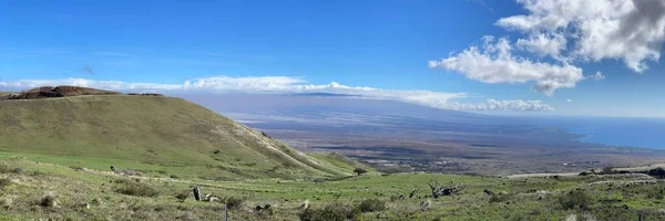 ハワイのビックアイランドのハワイにあるコハラ山道を運転する — ストック写真