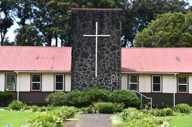 WAIMEA, HI - 24 AUG: Waimea 'daki St. James Episcopal Kilisesi Hawaii' deki Kauai adasında, 24 Ağustos 2021 'de görüldüğü gibi.