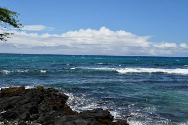 Hawaii 'deki Büyük Ada' dan Pasifik Okyanusu manzarası