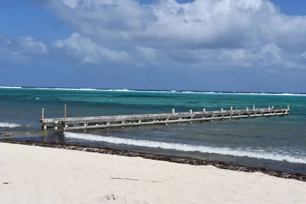 Grand Cayman Cayman Adaları Nın Doğu Yakasındaki Colliers Halk Plajı — Stok fotoğraf