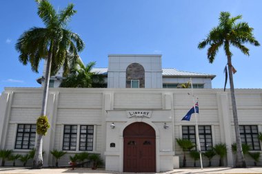 GEORGE TOWN, CAYMAN Adaları - 22 Şubat 2022 'de Cayman Adaları' ndaki George Town Halk Kütüphanesi.