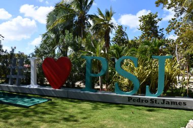 SAVANNAH, GRAND CAYMAN - 23 Şubat 2022 'de Cayman Adaları' ndaki Grand Cayman 'daki Pedro St James Kalesi' nde Ulusal Tarih Bölgesi.