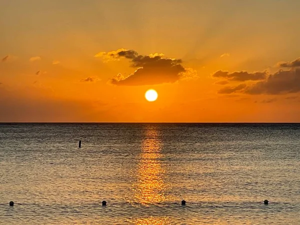 Solnedgång Utsikt Från Seven Mile Beach Grand Cayman Caymanöarna — Stockfoto