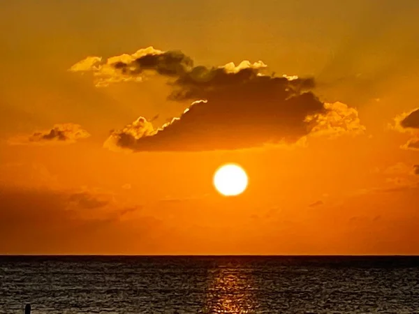 Vista Pôr Sol Seven Mile Beach Grand Cayman Nas Ilhas — Fotografia de Stock