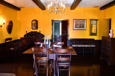 SAVANNAH, GRAND CAYMAN - 23 Şubat 2022 'de Cayman Adaları' ndaki Grand Cayman 'da Savannah' daki Pedro St. James Kalesi 'ndeki Büyük Ev.