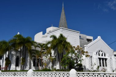 George Town, GRAND CAYMAN - 24 Şubat 2022 'de Cayman Adaları' ndaki Grand Cayman 'daki George Town şehir merkezindeki Elmslie Memorial United Kilisesi.