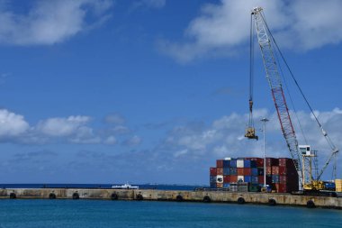 GEORGE TOWN, CAYMAN Adaları - 22 Şubat 2022 'de Cayman Adaları' ndaki Grand Cayman 'daki George Town Limanı.