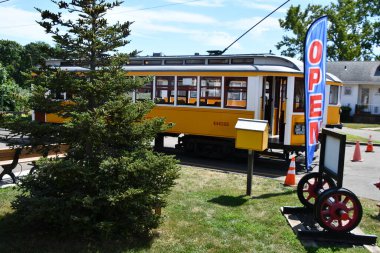 15 Ağustos 2021 'de Doğu Haven, Connecticut' taki Trolley Müzesi 'nin kıyı şeridi tomografisi.