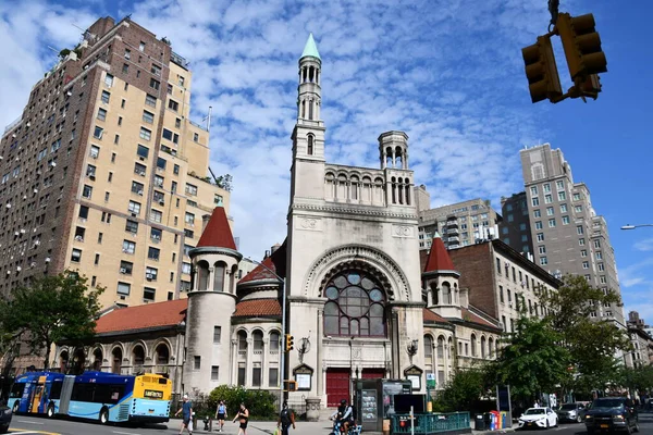 NEW YORK, New York - 3 Haziran 2022 'de Manhattan, New York' ta görülen ilk Baptist Kilisesi.