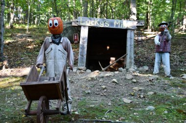 Pumpkintown The Ride in East Hampton, Connecticut, 3 Ekim 2022 'de görüldüğü gibi..