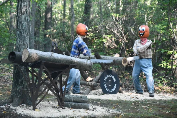 Pumpkintown The Ride in East Hampton, Connecticut, 3 Ekim 2022 'de görüldüğü gibi..